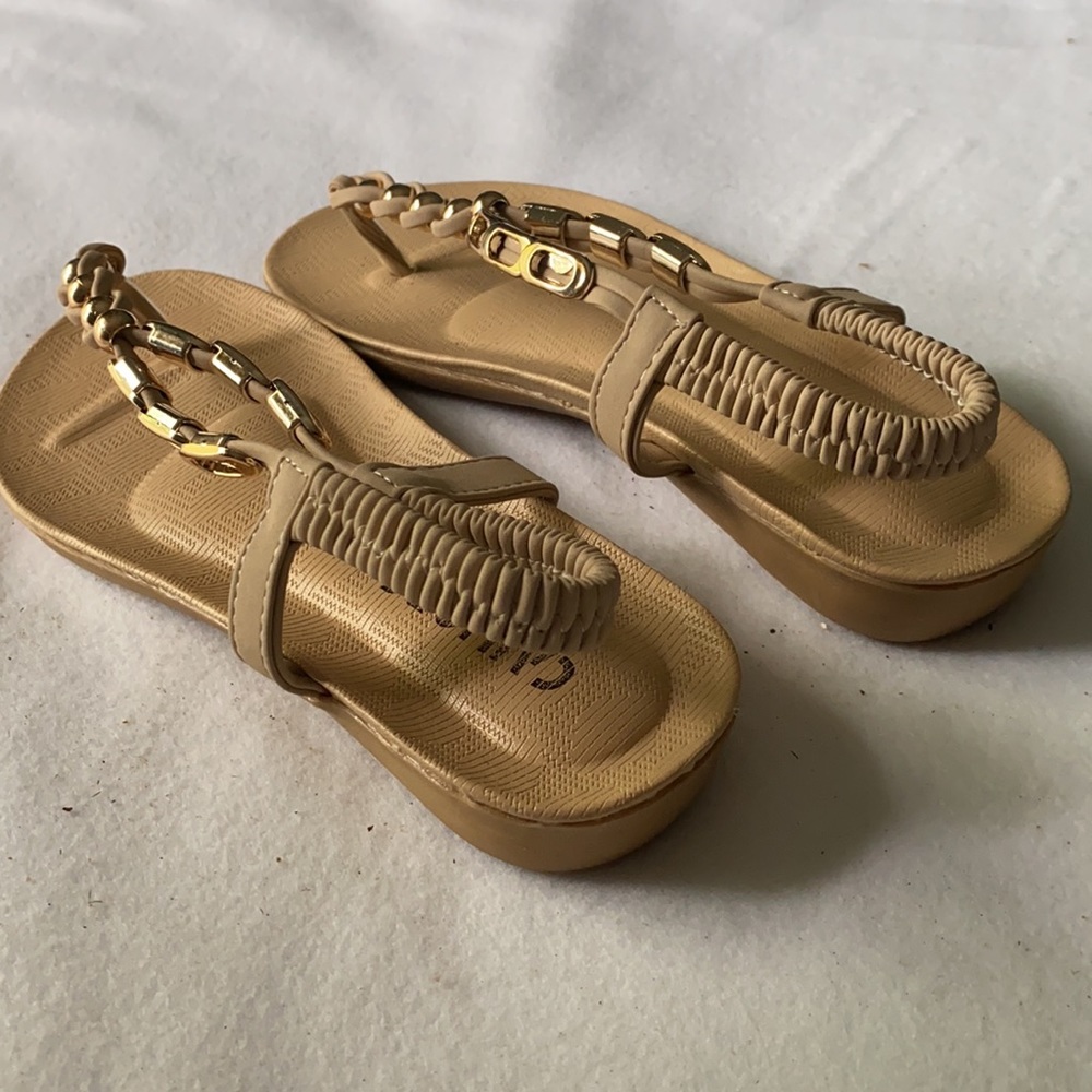 Ladies shoes - Picture 3 of 3